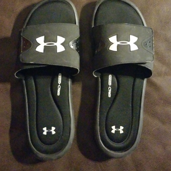 Flip flops - Picture 1 of 3